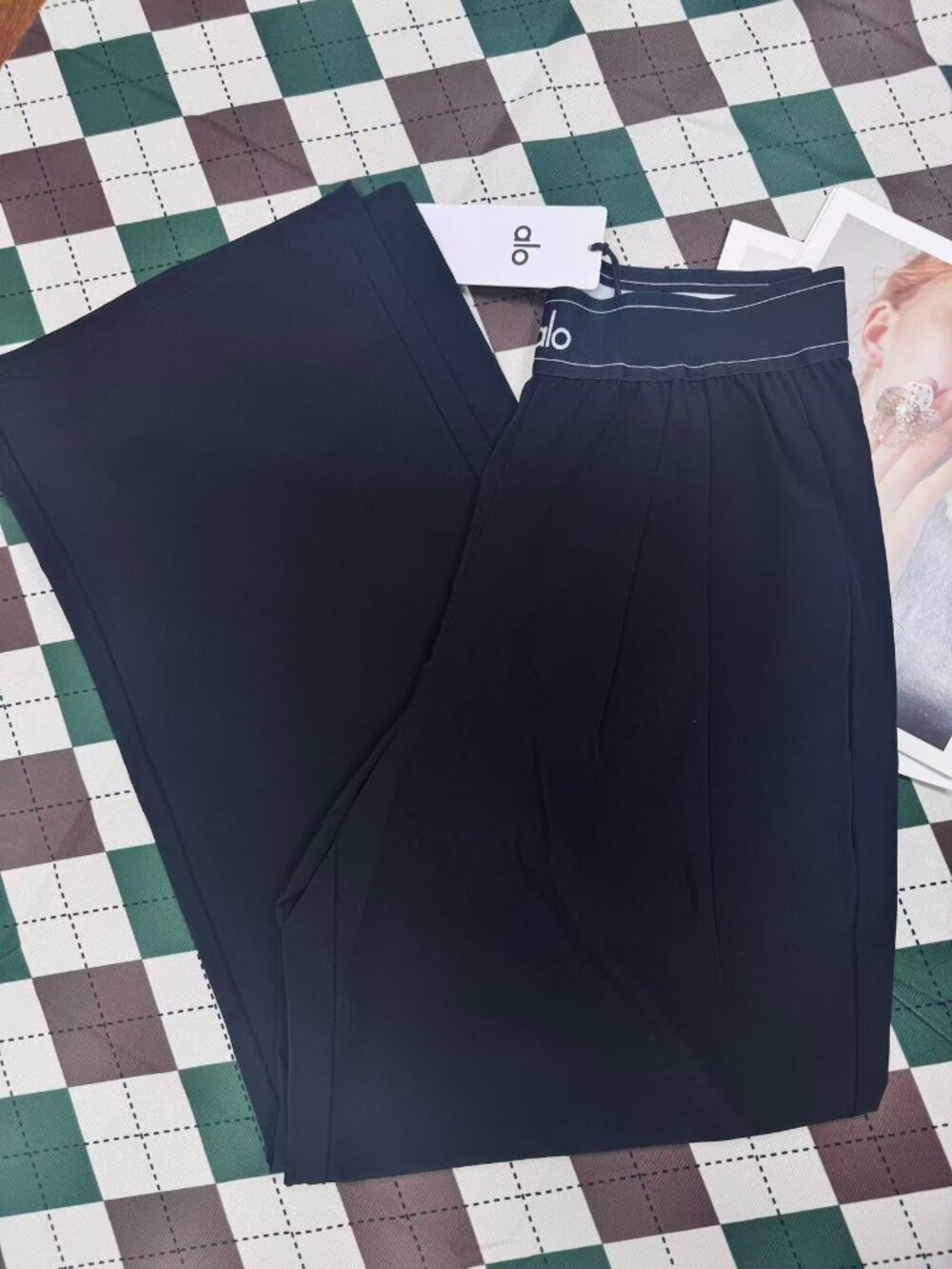 NWT ALO Yoga Suit Up Trousers 🏆 Popular Black Casual Pants with Elastic Waist - Picture 5 of 7